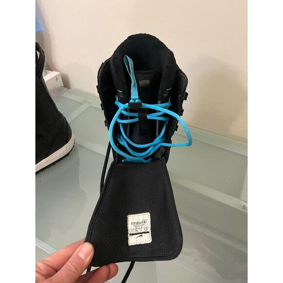 Rare! Nike Vapen snowboard boots women’s 8.5 black rose lace snakeskin camo 2010 - Picture 8 of 9